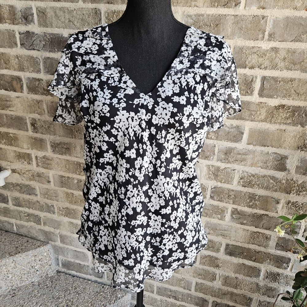 Lauren‎ Ralph Lauren Black And White Flutter Sleeve Blouse Size Medium